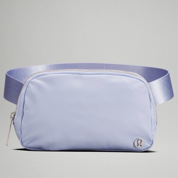 Lululemon Everywhere Belt Bag 1L Pastel Blue - Picture 1 of 3